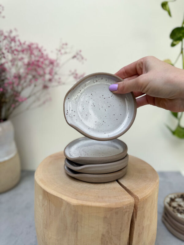 WHITE SPOON REST