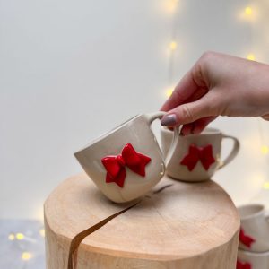 ČERVENÁ MAŠLIČKA HRNEK 220ml