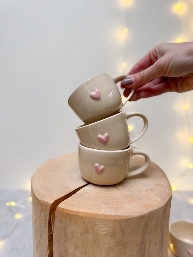 SRDÍČKOVÝ RŮŽOVÝ HRNEK 90ml